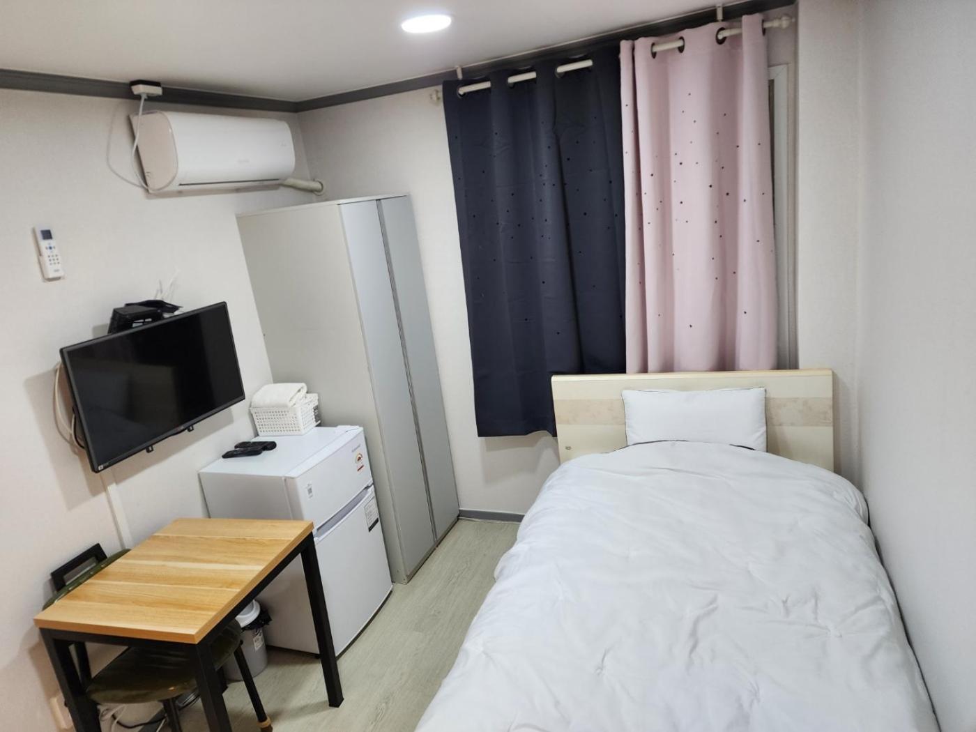 Ara Guesthouse Busan Exterior photo